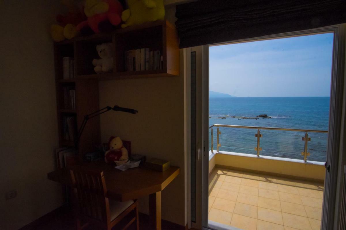 Paris Seaside Villa Pantokratoras  ภายนอก รูปภาพ