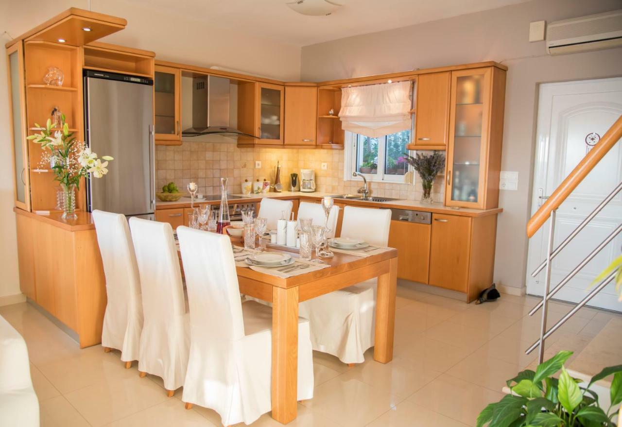 Paris Seaside Villa Pantokratoras  ภายนอก รูปภาพ