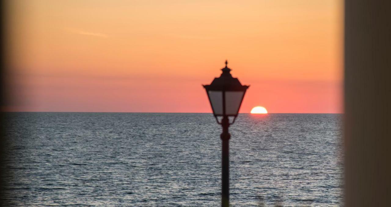 Paris Seaside Villa Pantokratoras  ภายนอก รูปภาพ